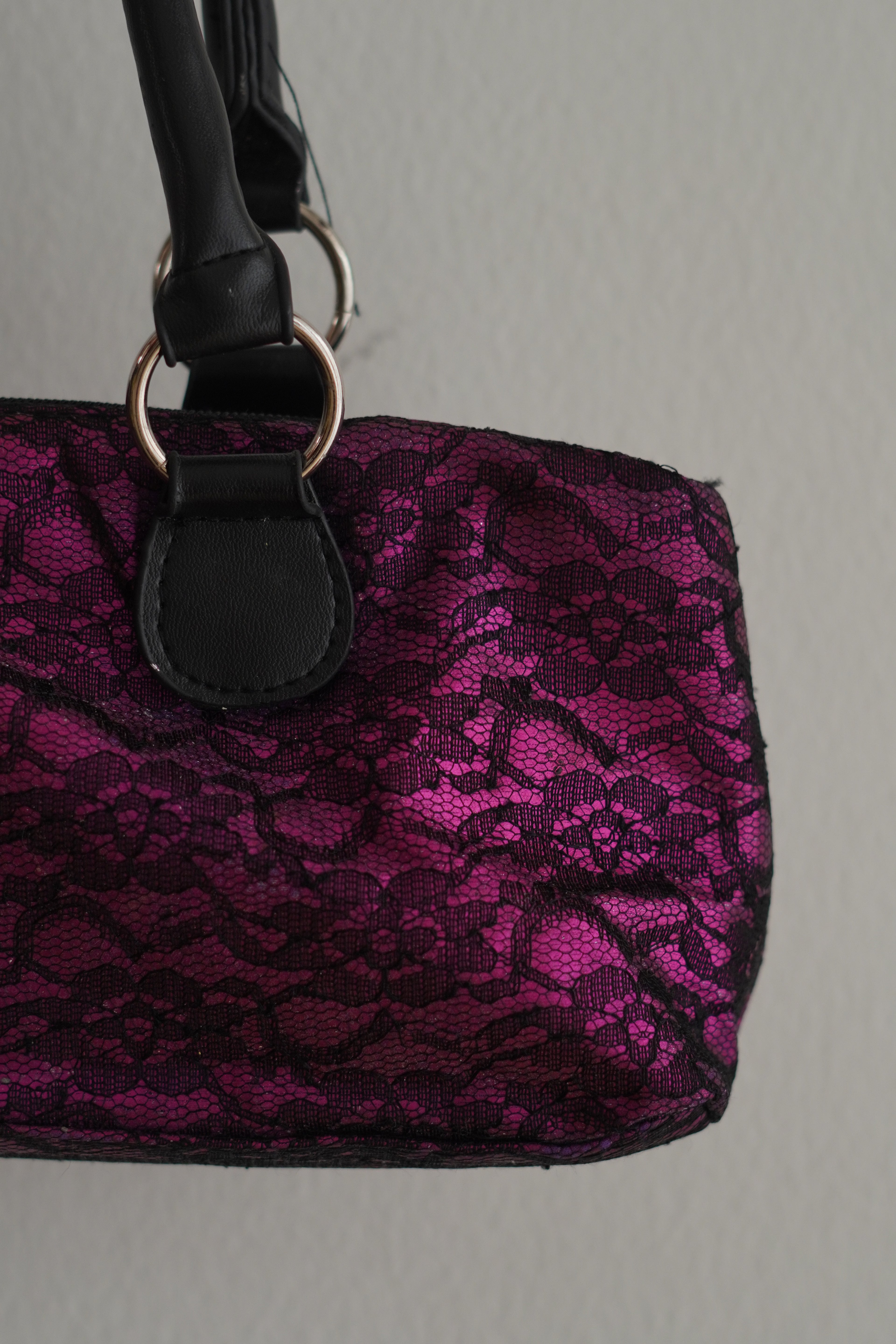 Cartera Encaje Fucsia