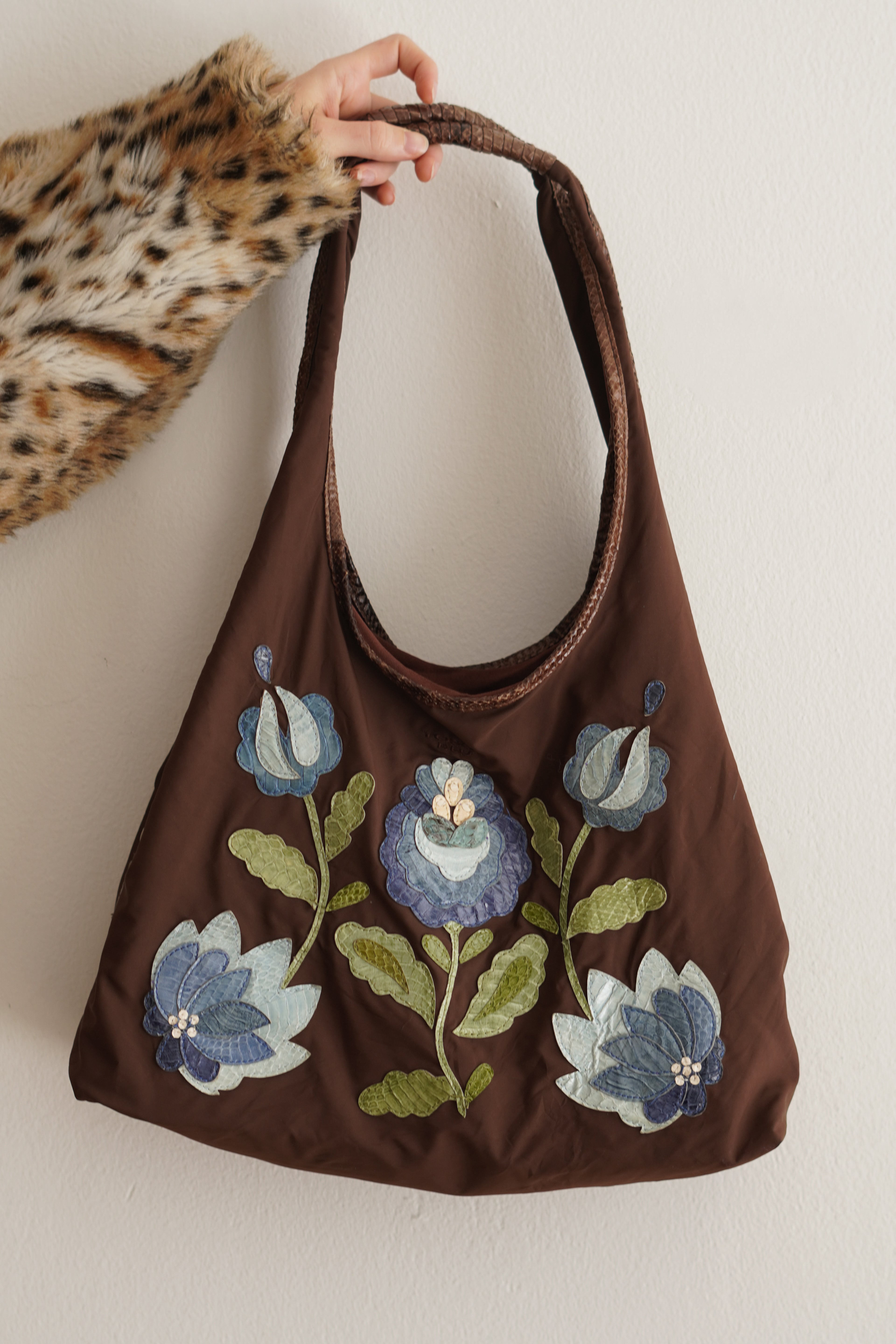 Cartera Vintage Italiana de Cuero con Flores