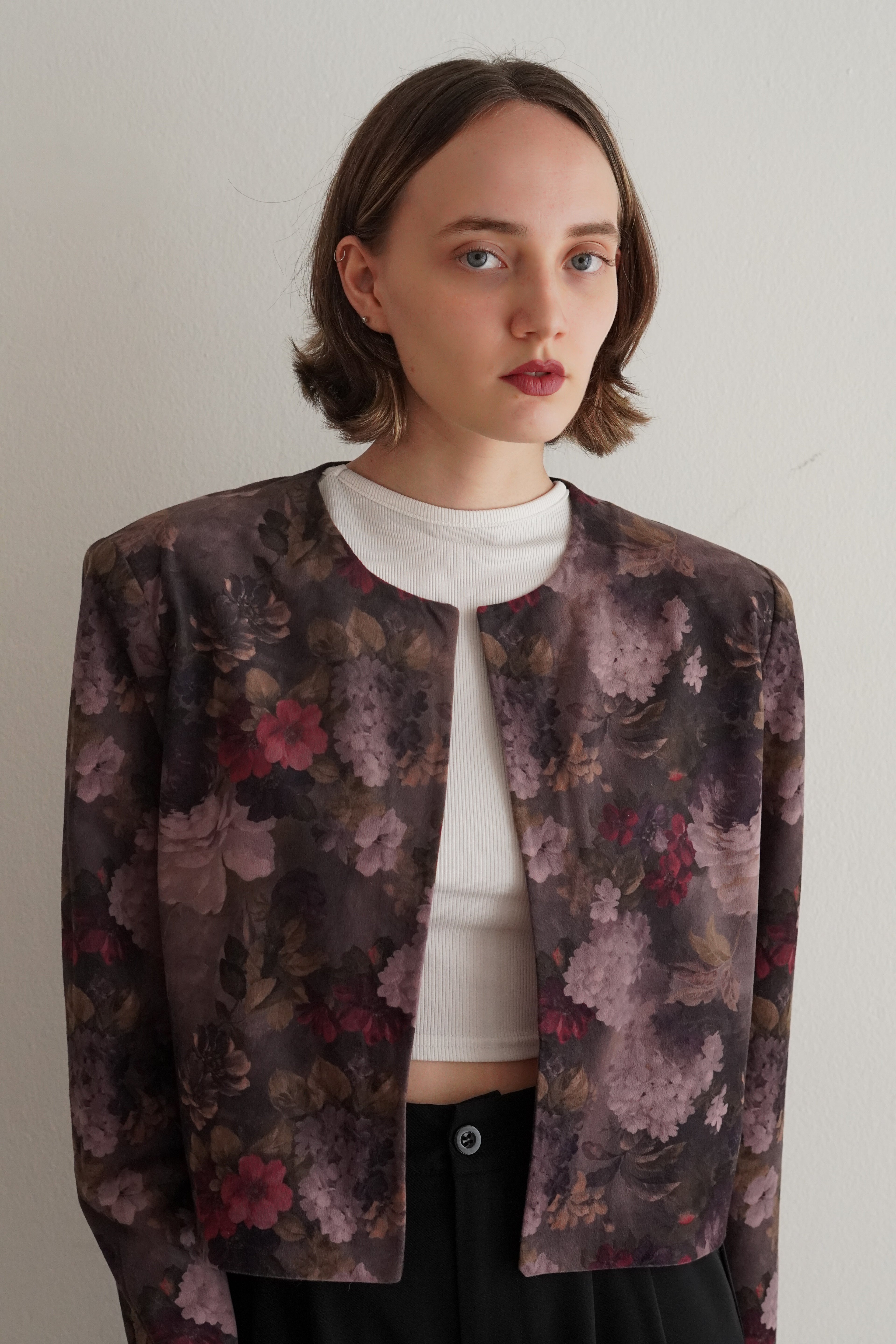 Blazer Corto Estampado Romántico