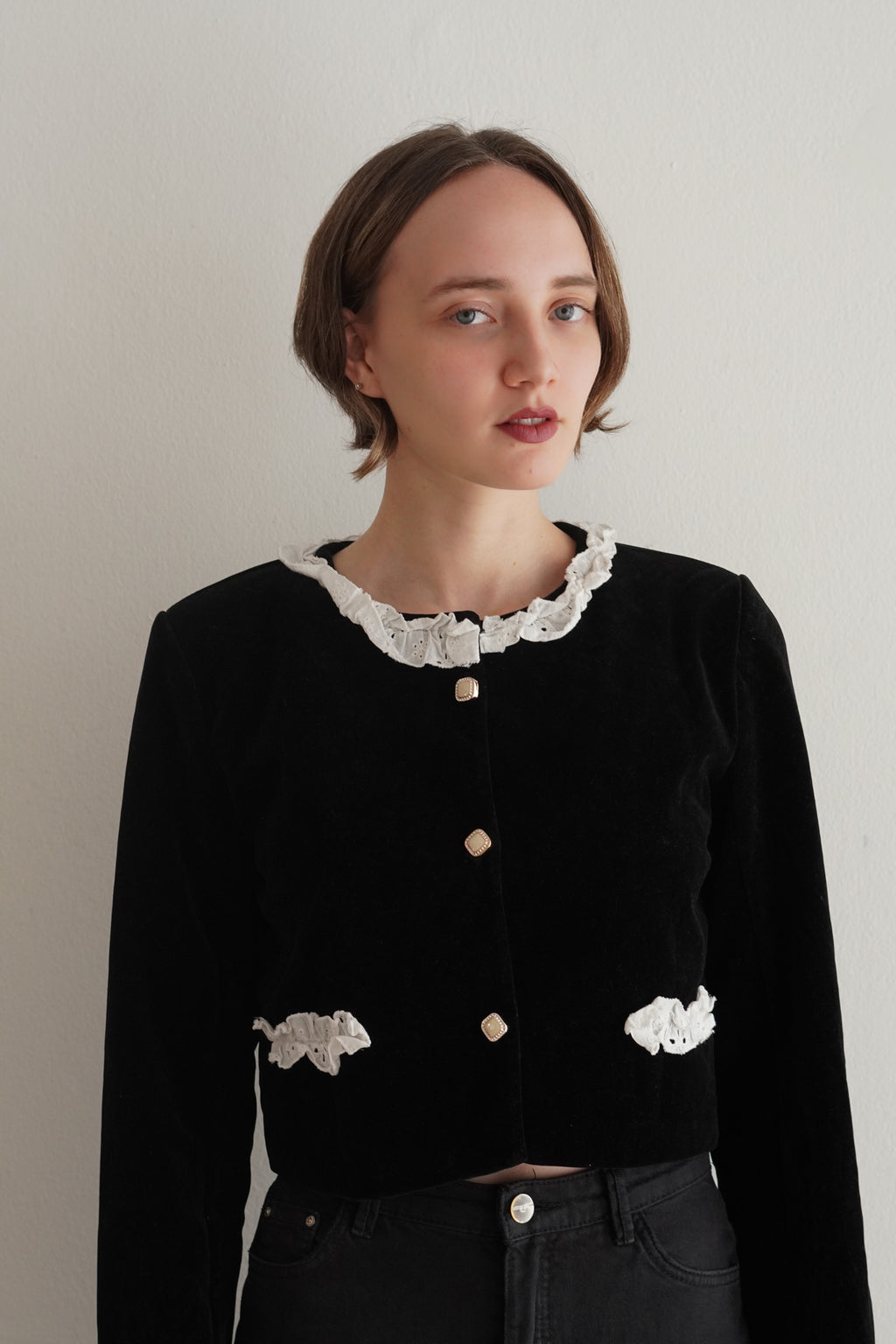 Jacket Vintage De Terciopelo Con Encaje Blanco
