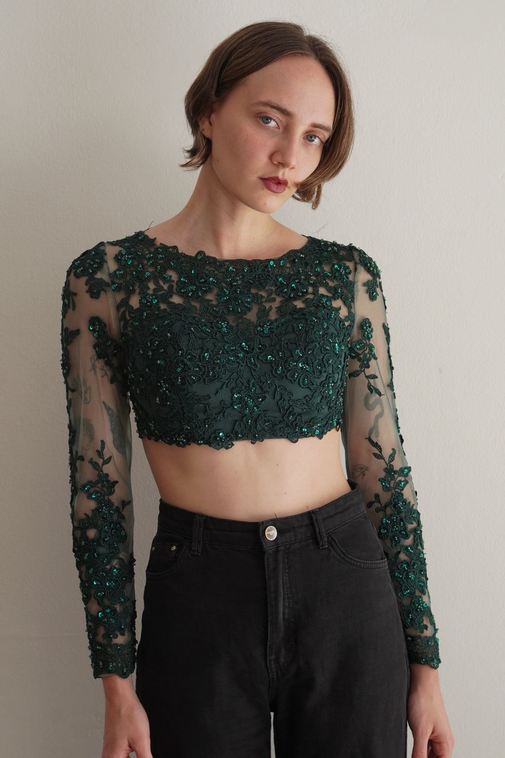 Top De Encaje Verde Con Lentejuelas