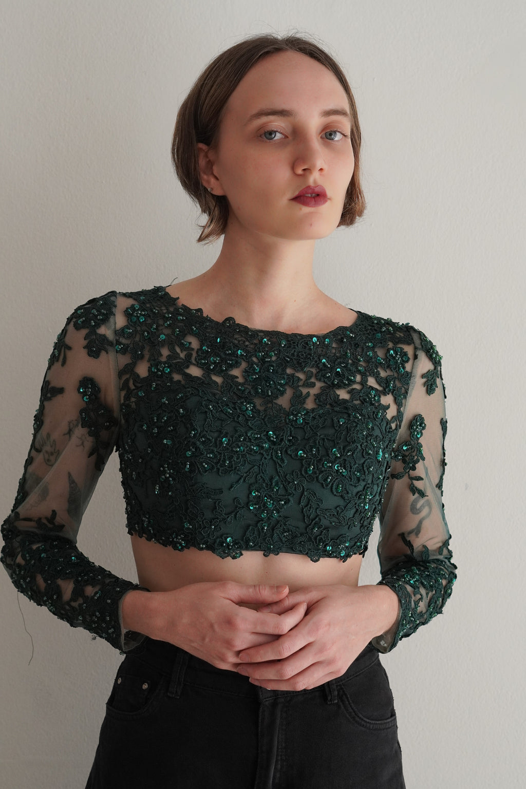 Top De Encaje Verde Con Lentejuelas