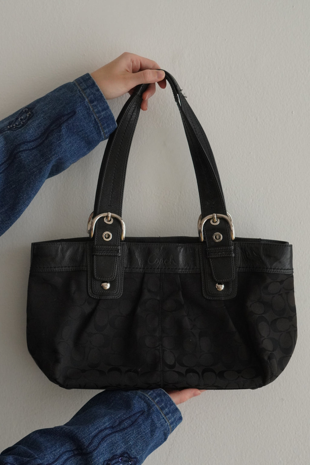 Cartera Coach Signature Negra