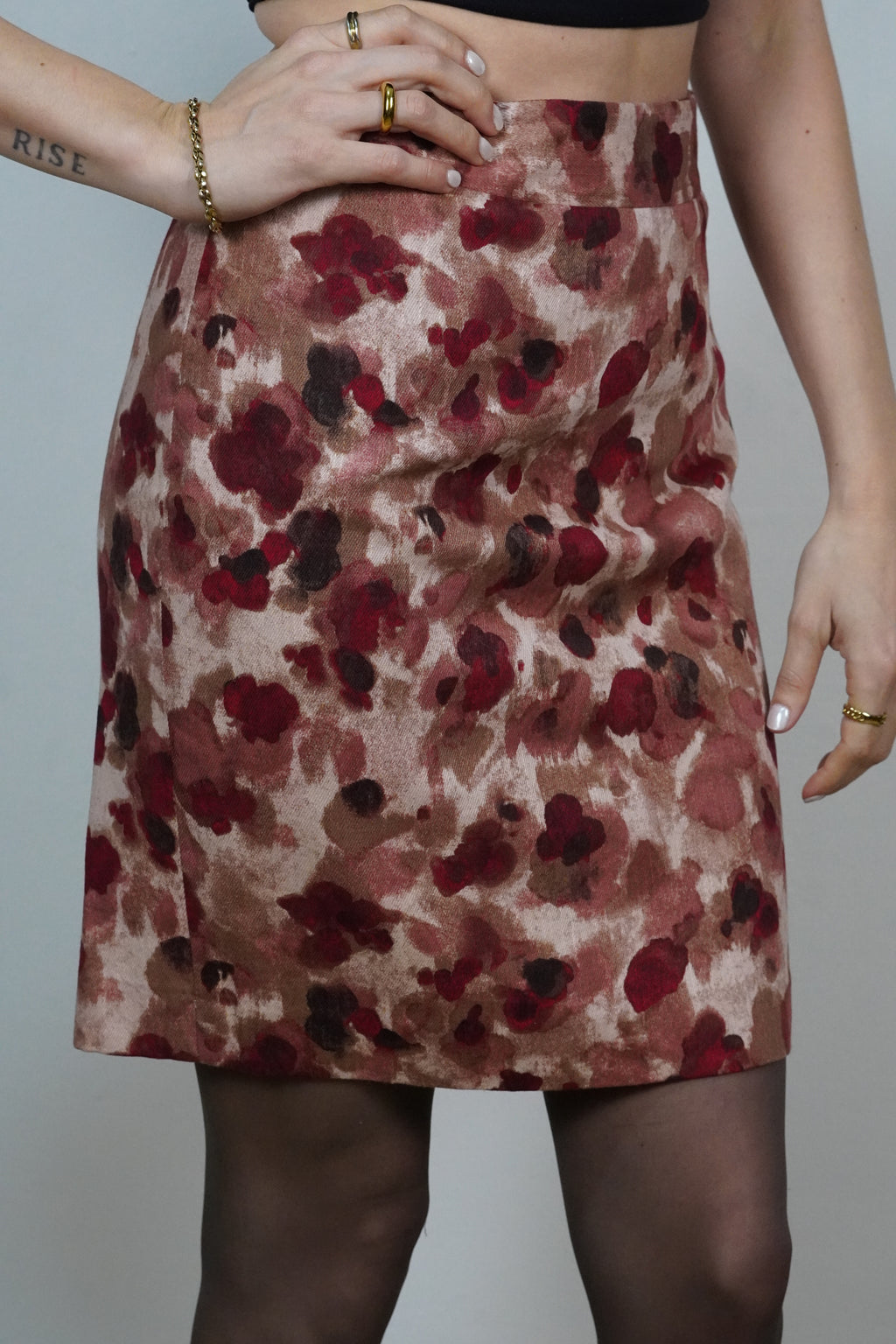Falda Mini Floral Efecto Acuarela En Tonos Vino